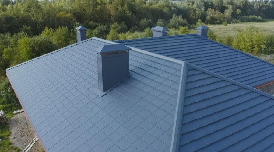 Professional gutter cleaning in Sumner, MI